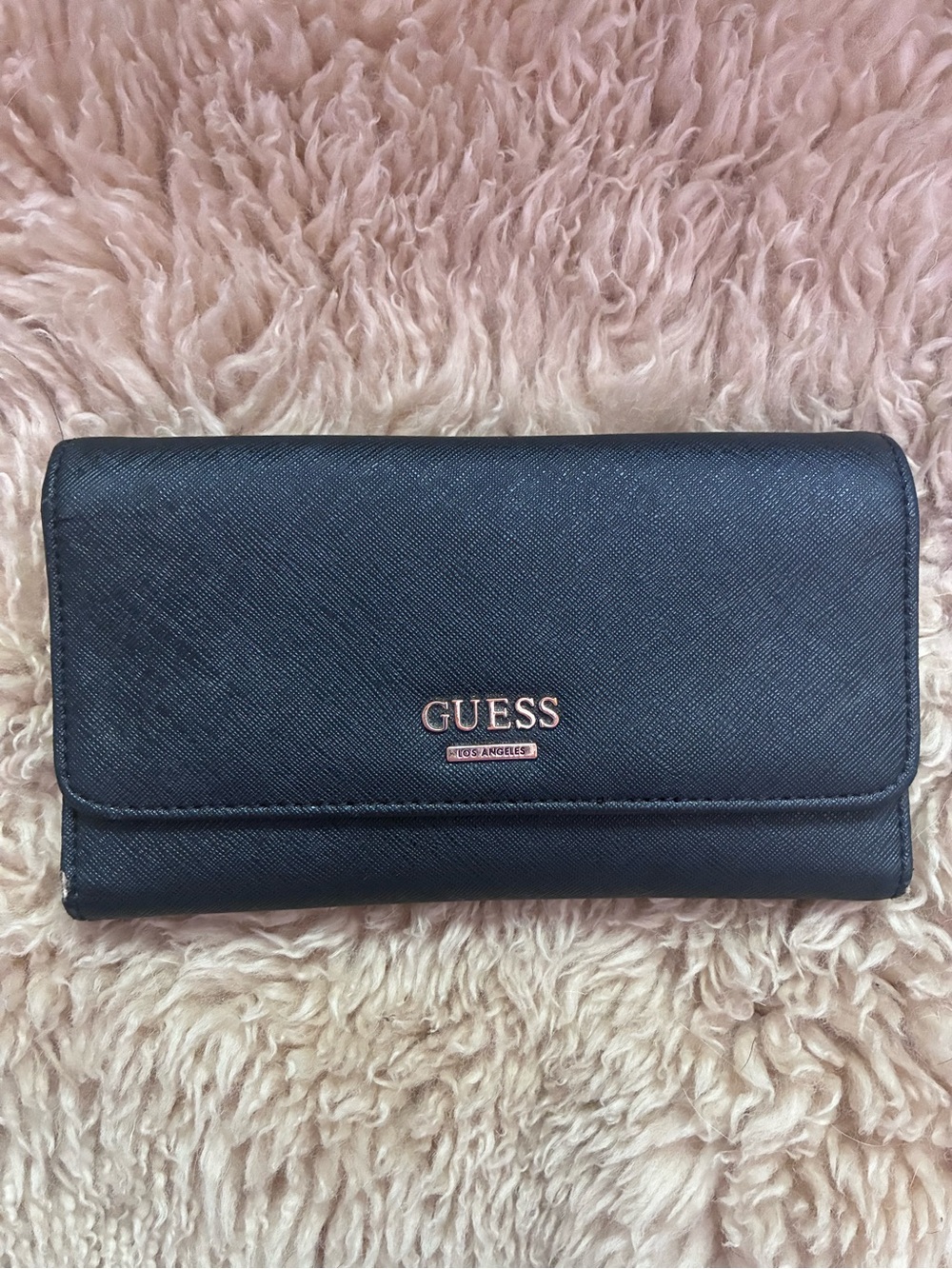 GUESS Black Trifold Logo-Accent Wallet